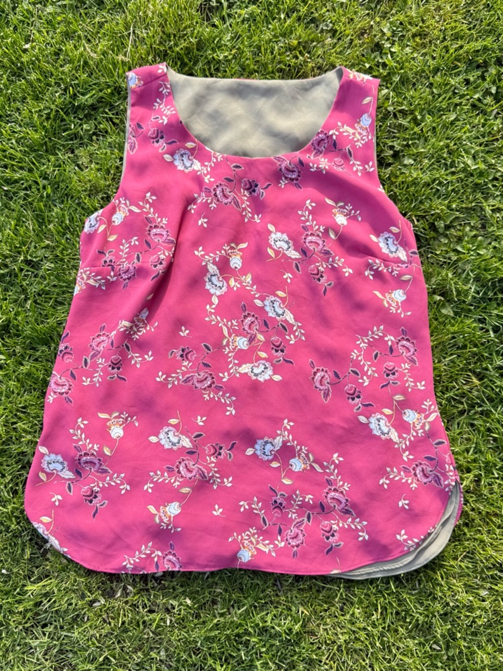 Chicos Pink Floral Pattern Reversible Lightweight  Sleeveless Top